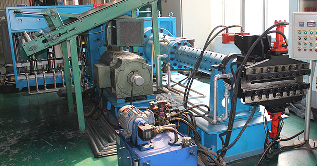 QINGDAO HANDINGWEI INDUSTRY AND TRADE CO., LTD
